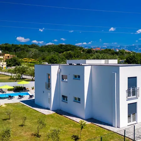 Rab Paradise Pool By Guide Villa Lopar